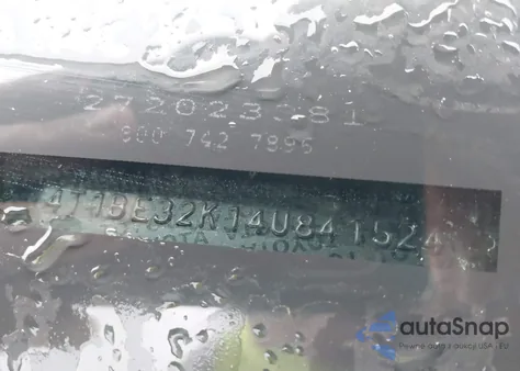 2004 Toyota Camry Se z USA, uszkodzony, nr VIN 4T1BE32K14U841524